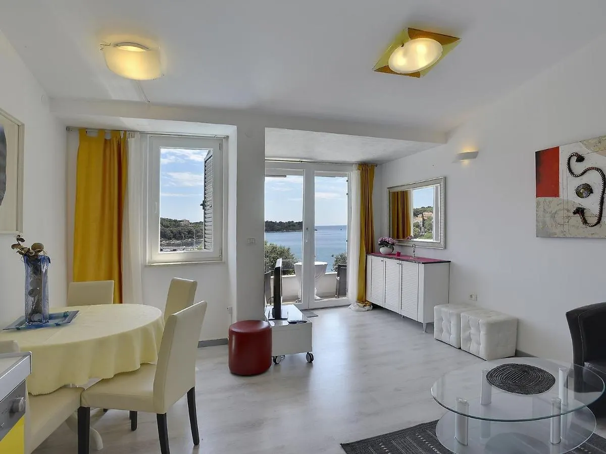 Deluxe Villa In Pula With Private Swimming Pool Pjescana Uvala