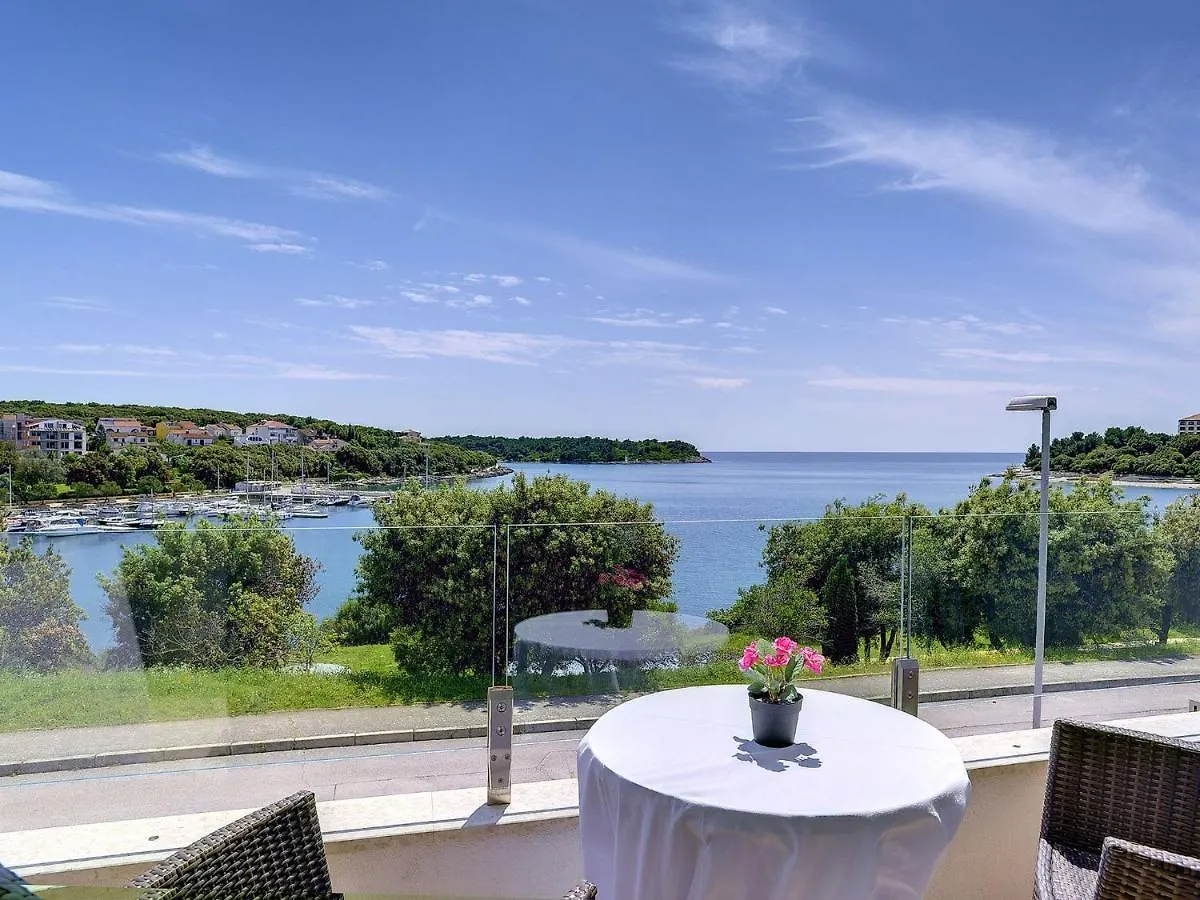 Deluxe Villa In Pula With Private Swimming Pool Pjescana Uvala