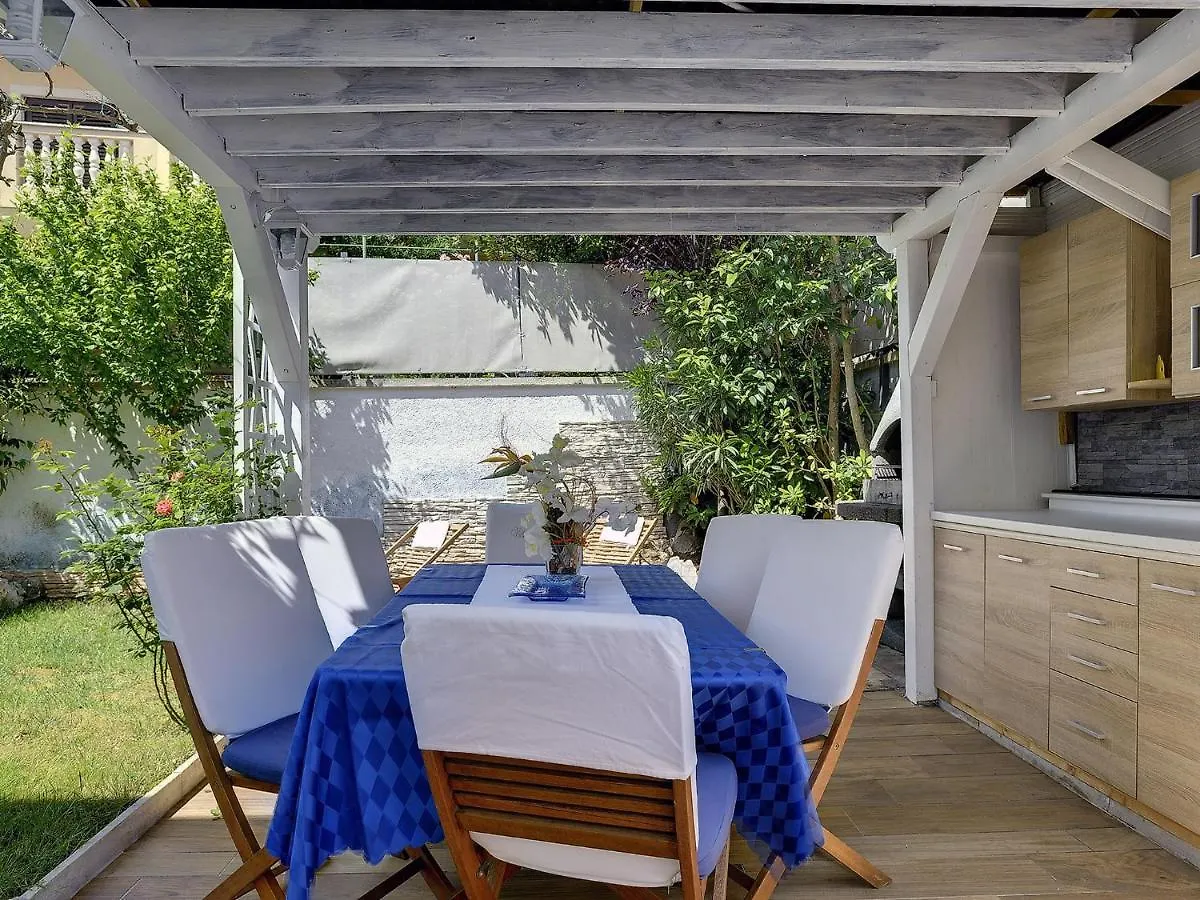 Deluxe Villa In Pula With Private Swimming Pool Pjescana Uvala