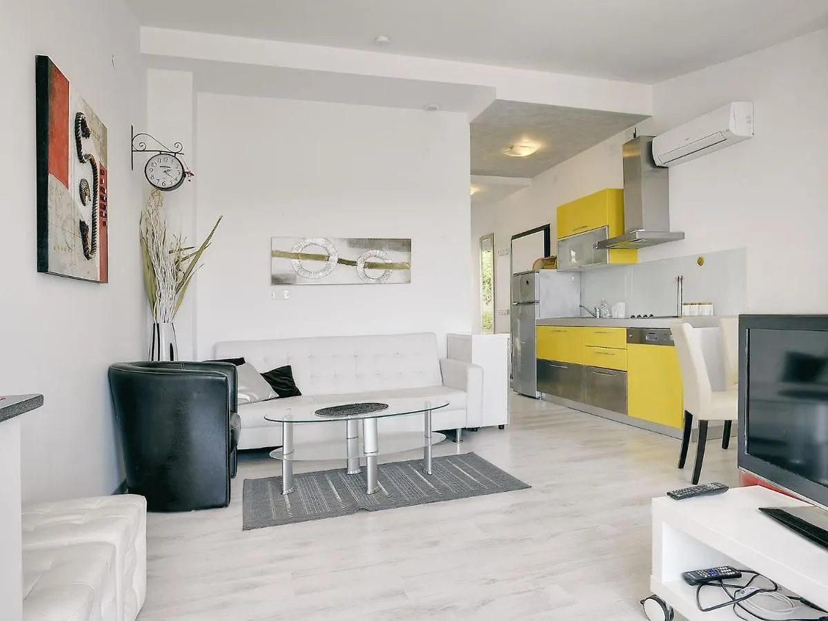 Deluxe Villa In Pula With Private Swimming Pool Pjescana Uvala Croatia
